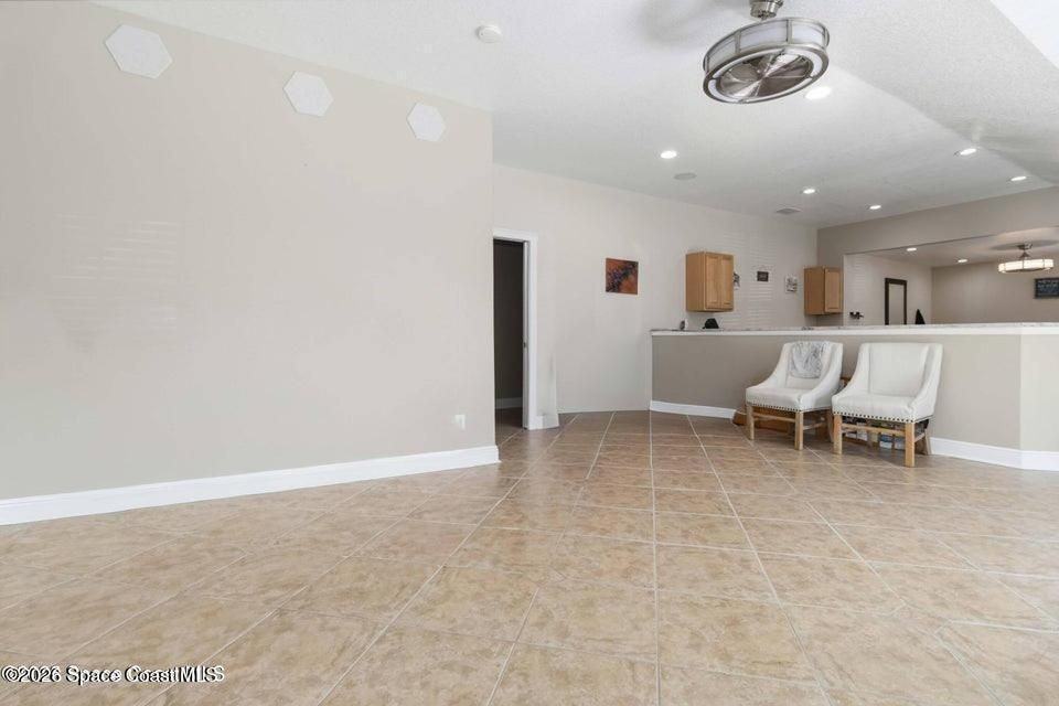 1280 S Us Highway 1 ##B - Photo 4 of 39