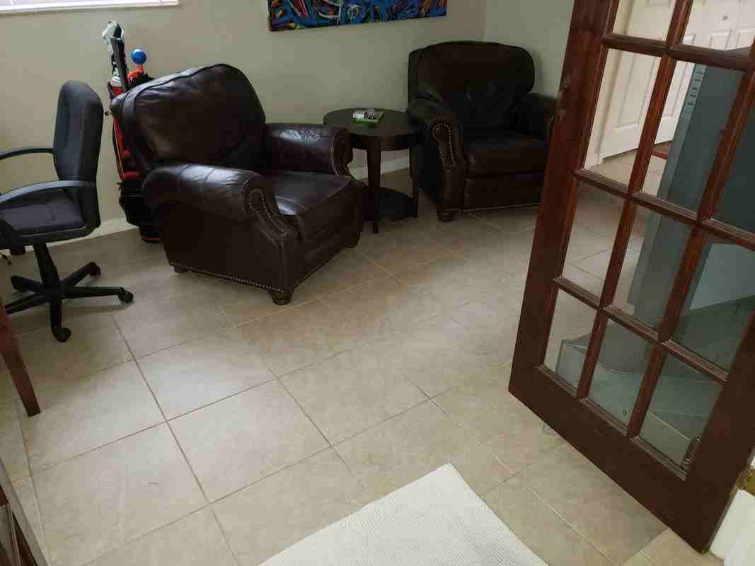 5412 S Bernie St - Photo 3 of 10