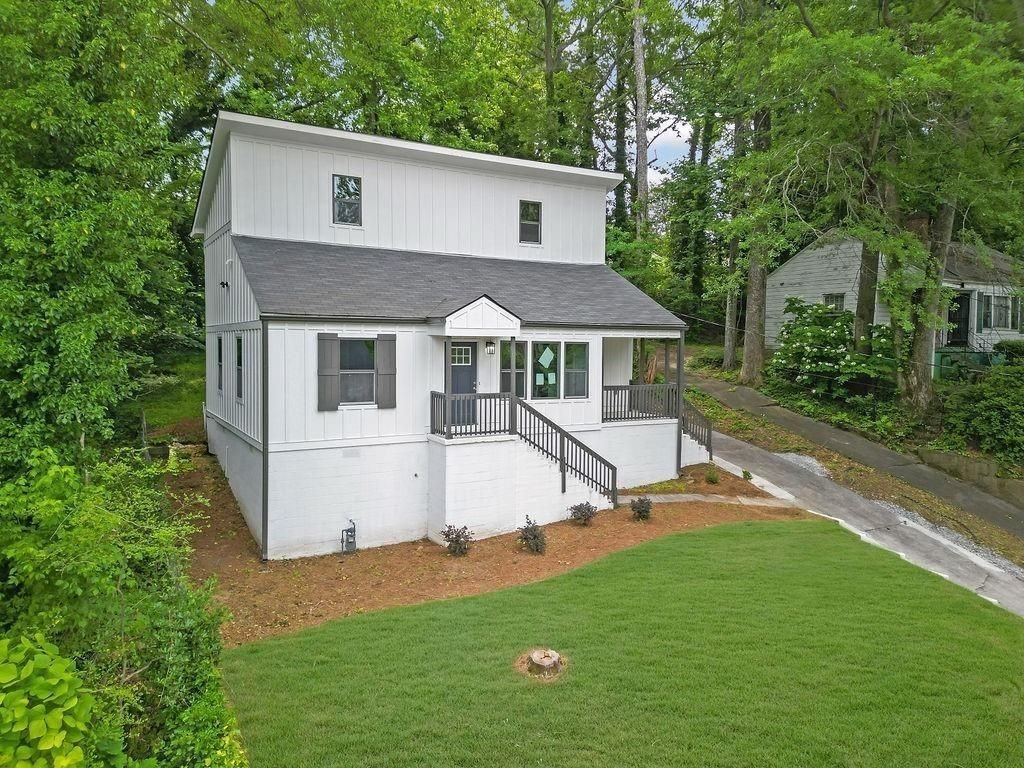 1080 Westmont Rd Sw - Photo 3 of 20