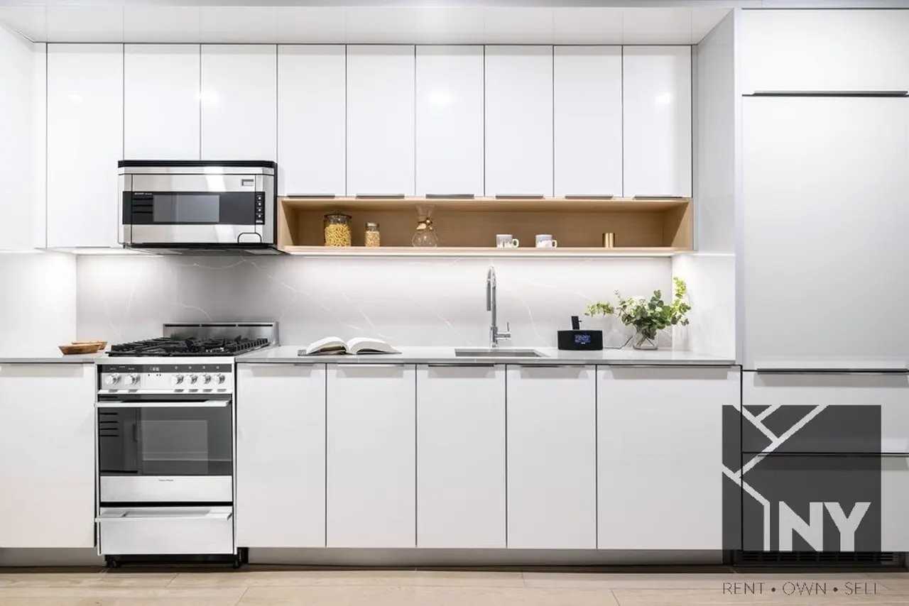 20 Wall St #2902 - Photo 3 of 5