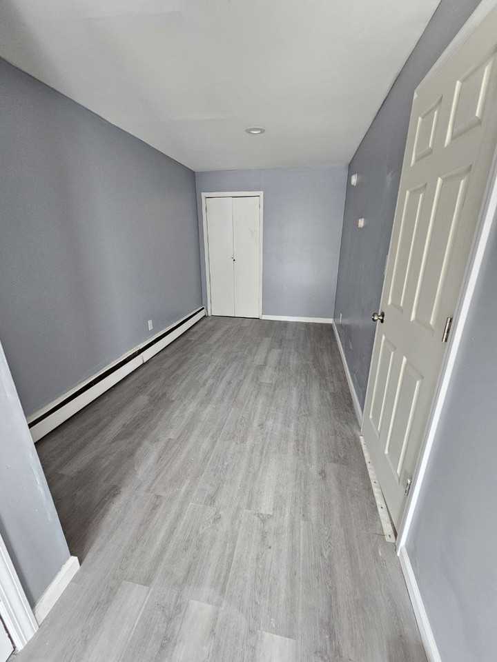 206 Homestead Ave - Photo 5 of 7