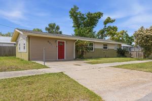 featured image of 902 Virginia Ave