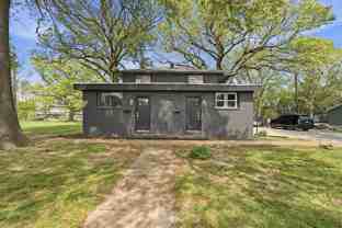924 Huntington - Photo 1 of 1