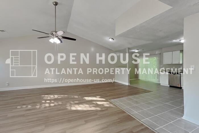 1174 Empire Cir - Photo 4 of 22