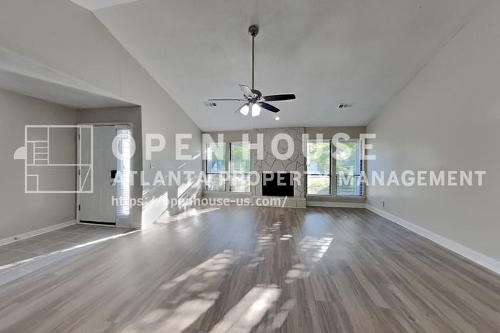 1174 Empire Cir - Photo 5 of 22