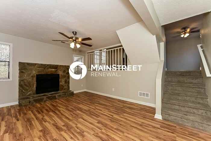 7045 Birling Dr - Photo 4 of 17