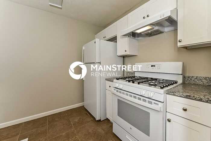 7045 Birling Dr - Photo 6 of 17