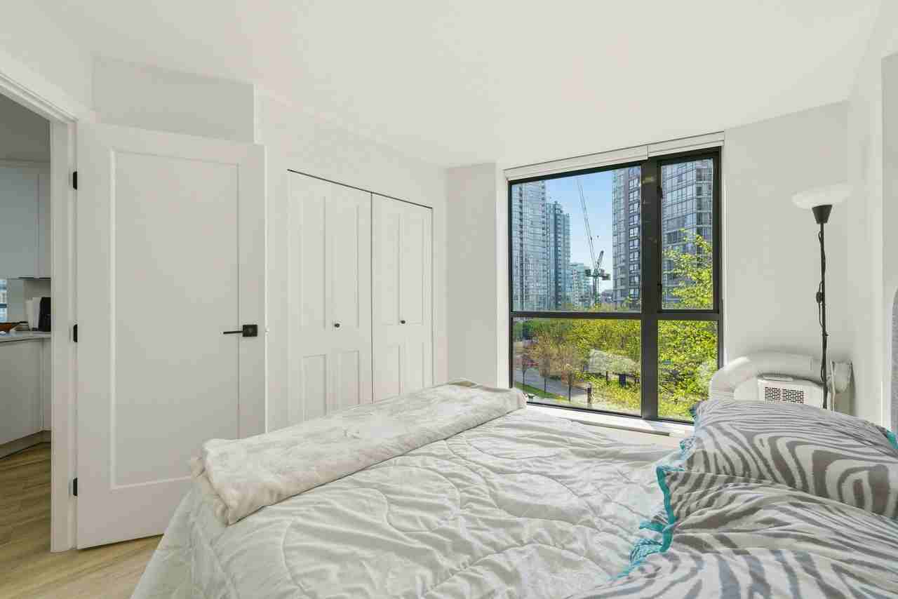 501 Pacific Street #502 - Photo 7 of 23