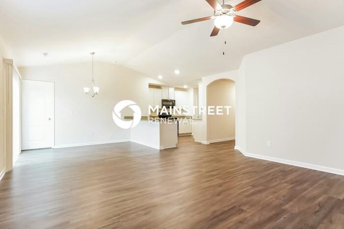 382 Armistead Ct - Photo 4 of 16