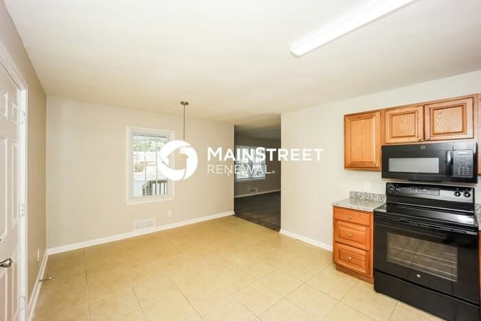 6067 Park Dr - Photo 6 of 16