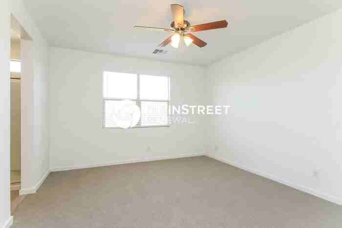 4386 W Greenleaf Dr - Photo 7 of 16