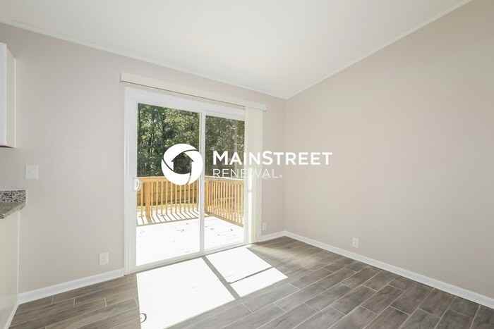 712 Pembelton Ct - Photo 5 of 16