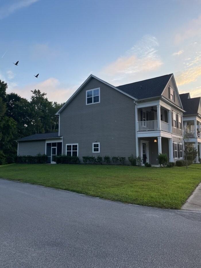 430 Forsythia Ave - Photo 4 of 29