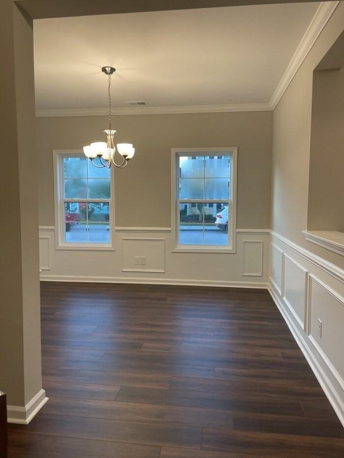 430 Forsythia Ave - Photo 6 of 29