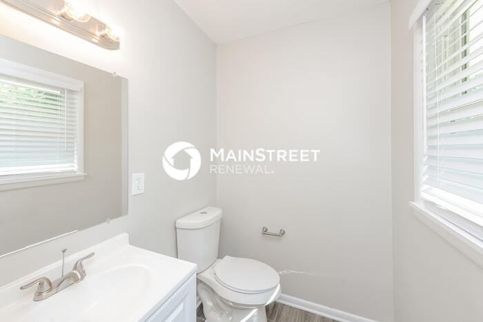 2073 Powder Springs Rd Sw - Photo 6 of 10