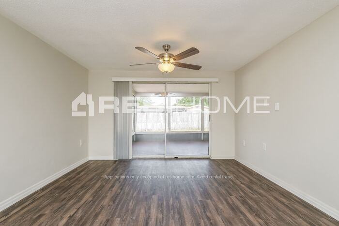 7005 Brentwood Dr - Photo 7 of 22