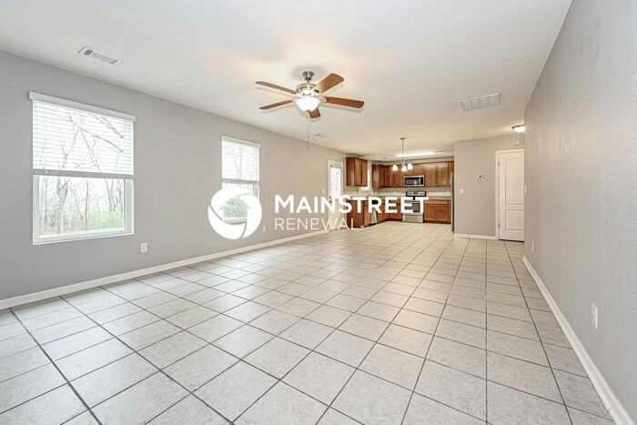 2509 Queen Bee Dr - Photo 3 of 17