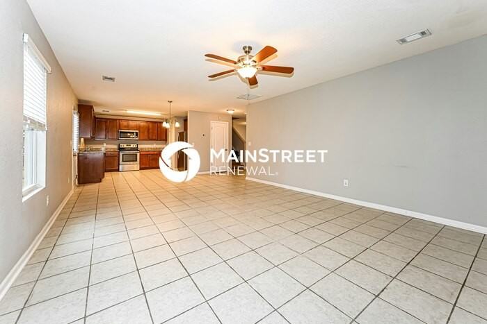 2509 Queen Bee Dr - Photo 4 of 17