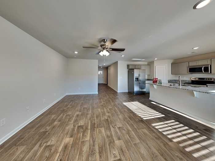 1638 Commendable Ct - Photo 6 of 24