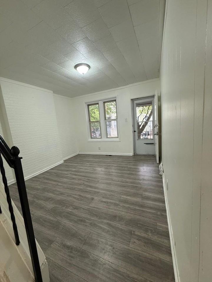 27 Jersey St - Photo 2 of 23