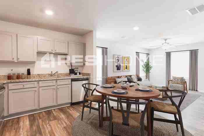 2327 Tolliver Pl - Photo 5 of 24