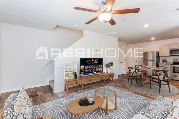 2327 Tolliver Pl - Photo 6 of 24