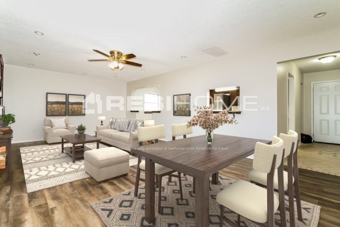 5005 Oak Manor Dr - Photo 4 of 18