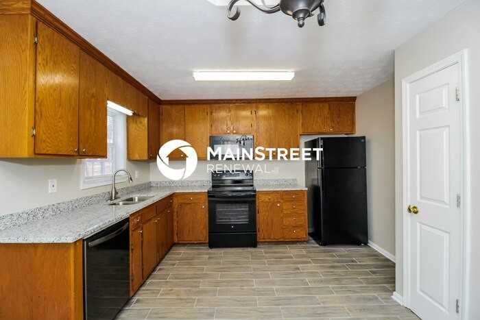 5408 Sugar Mill Dr - Photo 7 of 17