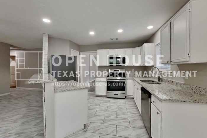 5419 Roserock Ln - Photo 7 of 21