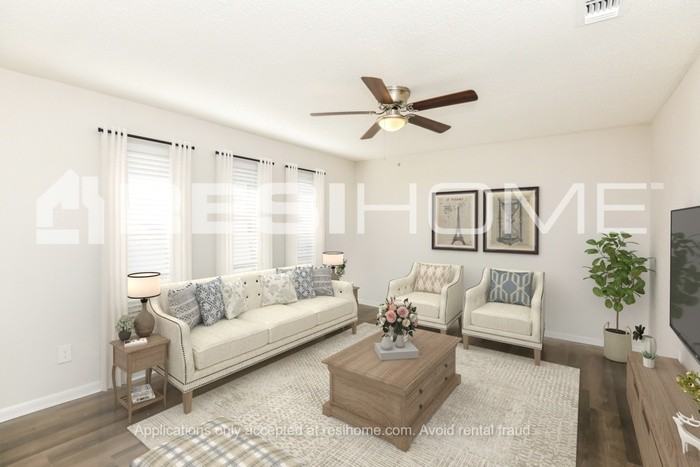 1304 Lyric Dr - Photo 5 of 16