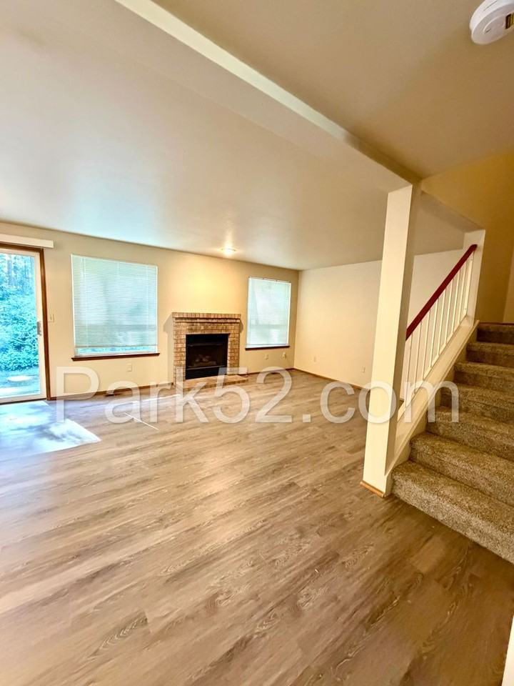 14302 44th Avenue Ct Nw - Photo 2 of 21