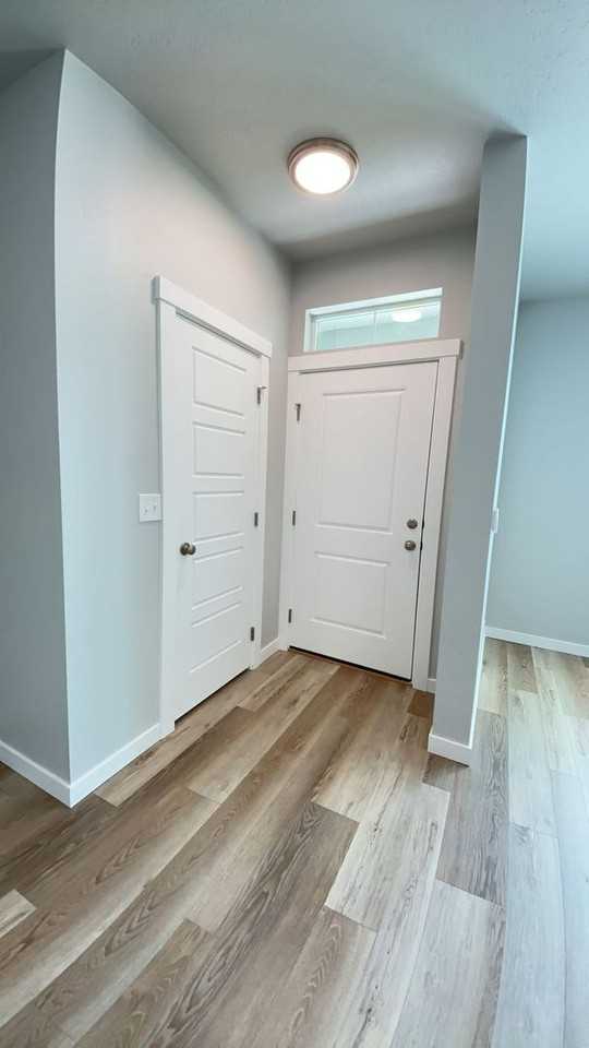 6143 N Tarako Ave - Photo 3 of 31