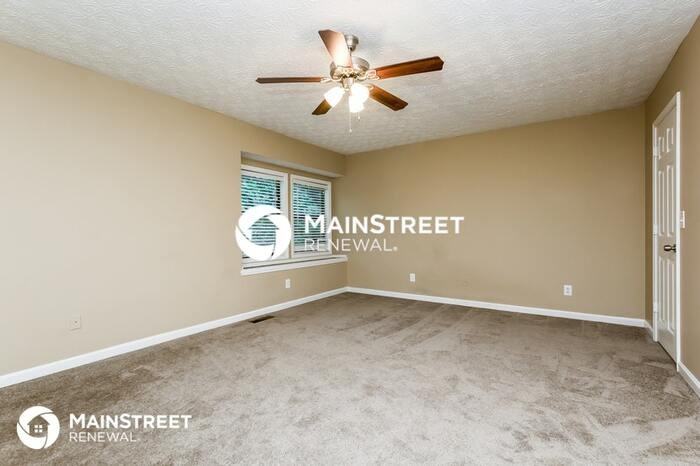 2490 Deerfield Dr Nw - Photo 6 of 15