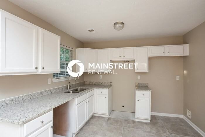 6887 Smoke Ridge Dr - Photo 5 of 15