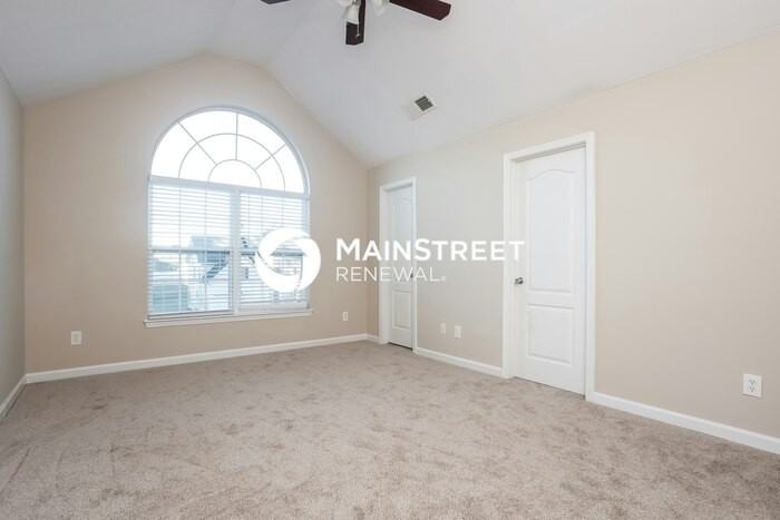 6887 Smoke Ridge Dr - Photo 7 of 15