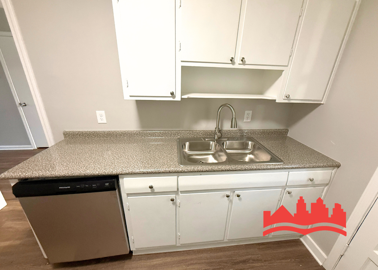 3575 Kensett Dr - Photo 7 of 19