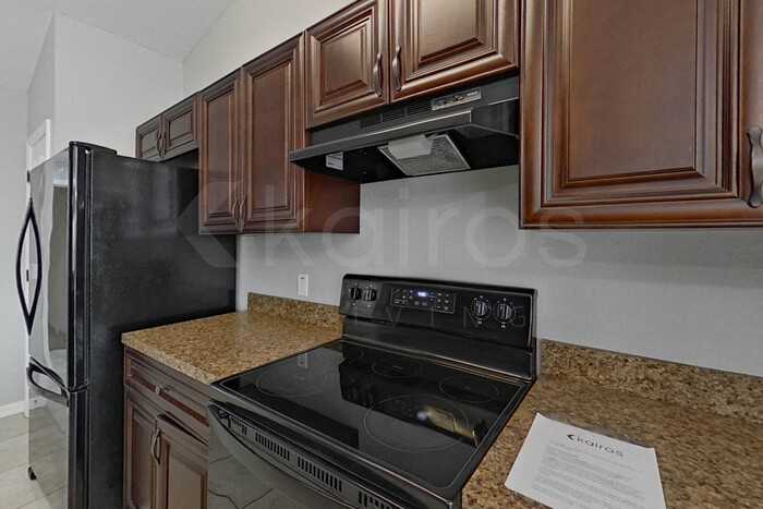 8806 Sw 135th Street Rd - Photo 6 of 22