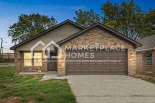 823 W 20th St - Photo 1 of 1