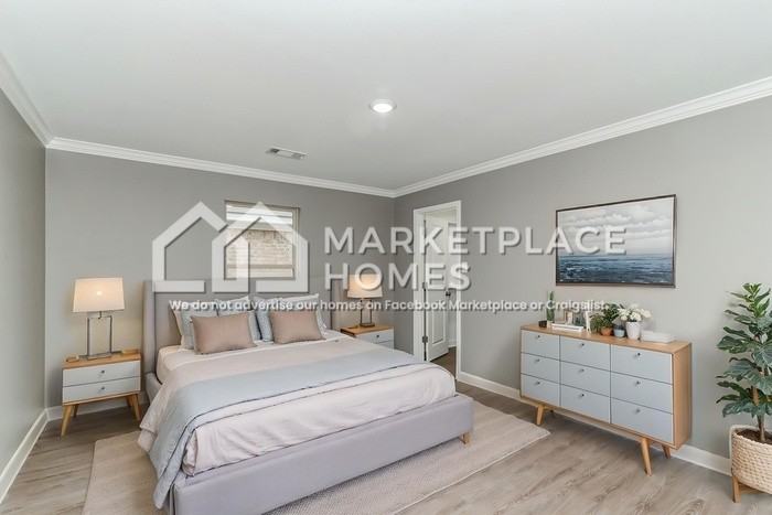 823 W 20th St - Photo 7 of 22