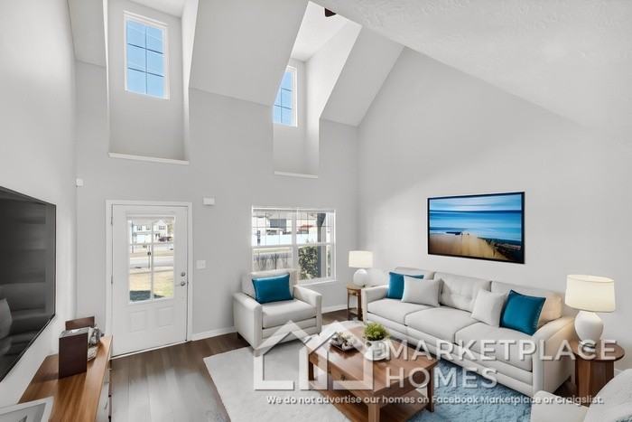 741 Hollandale Rd - Photo 2 of 31