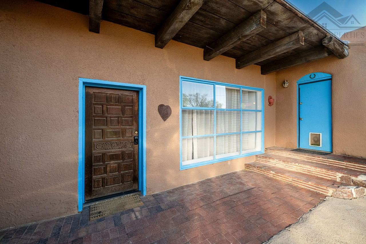 537 Kathryn Ave - Photo 5 of 19