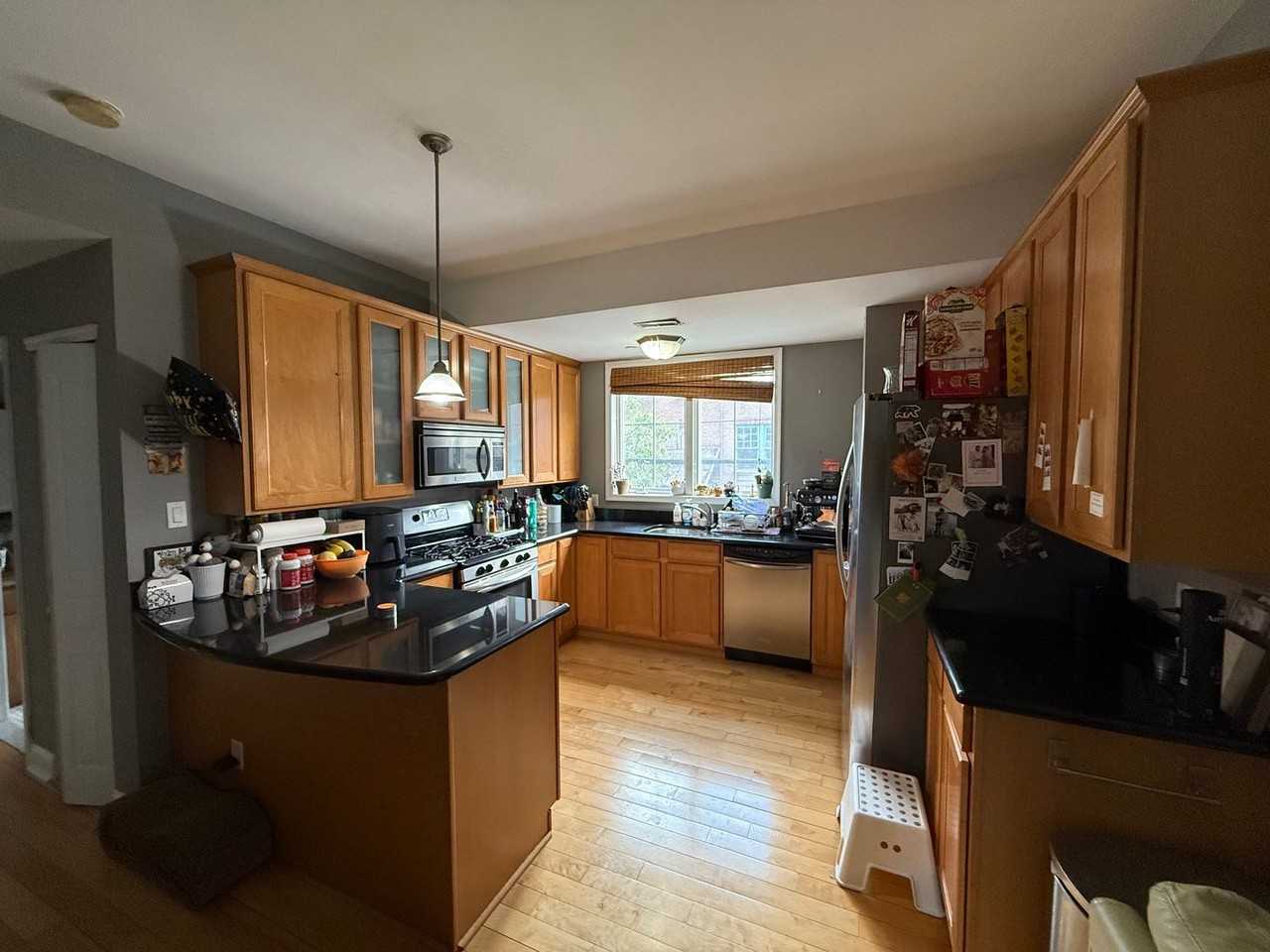 900 N 3rd St - Photo 7 of 15