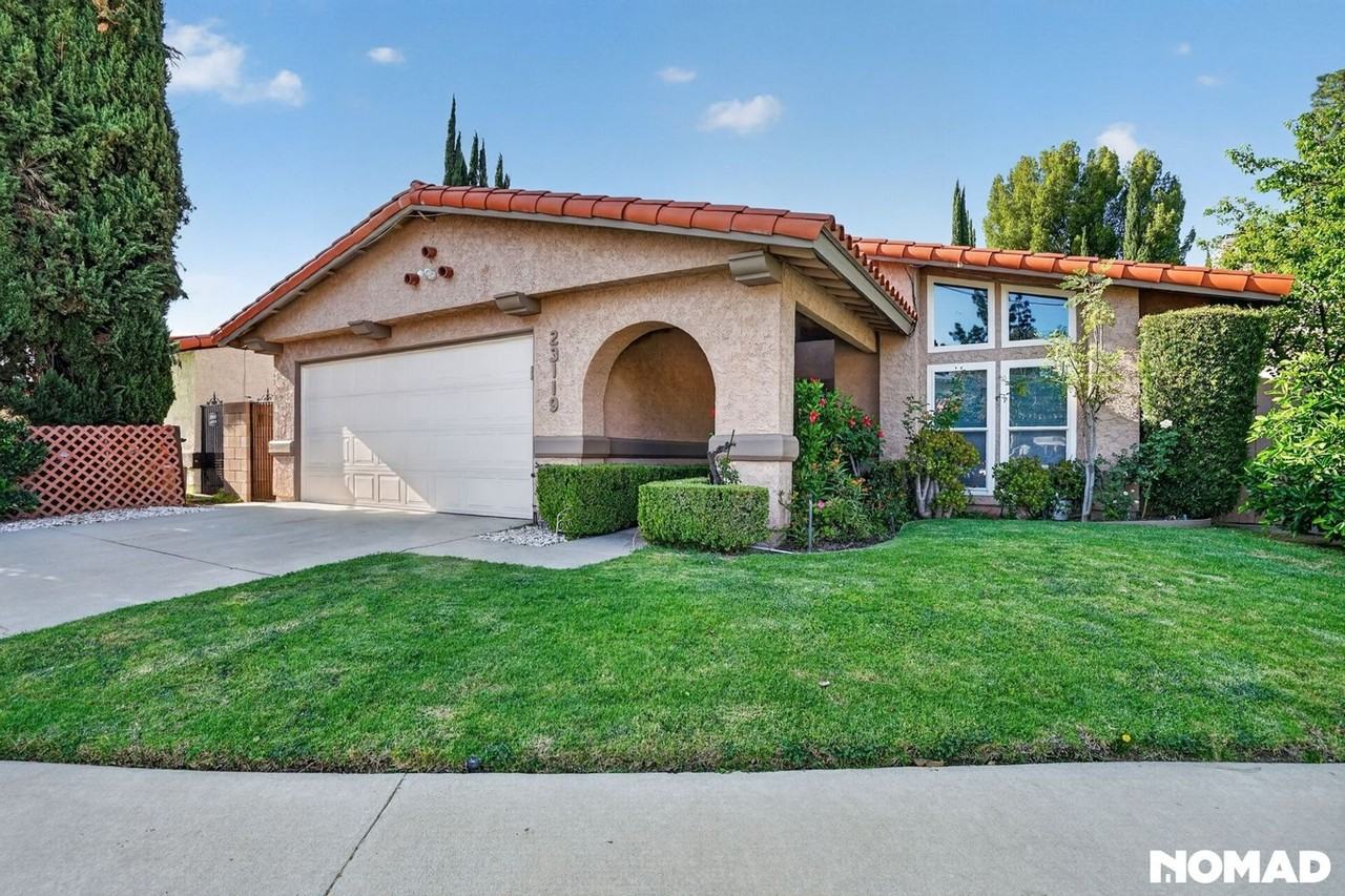 23119 Valerio St - Photo 2 of 39