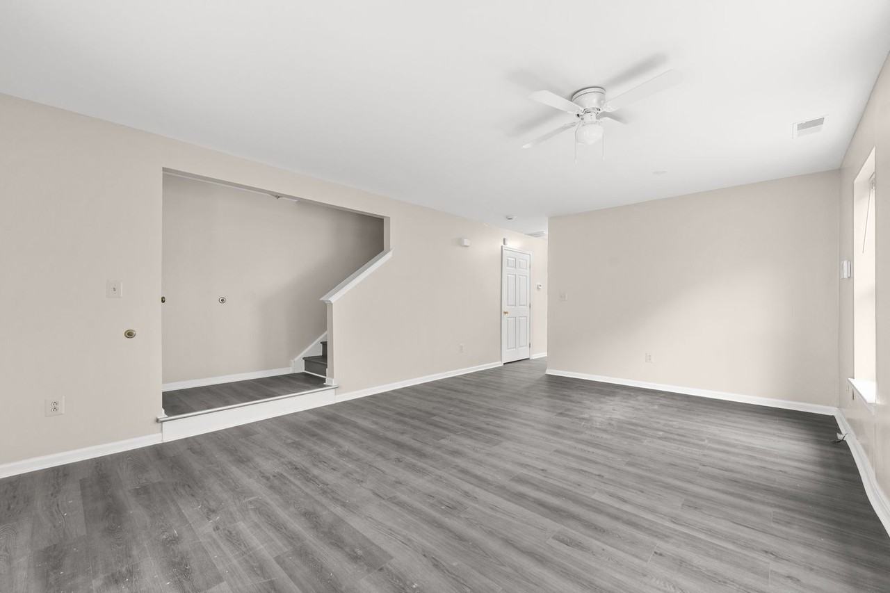 1921 N 8th St - Photo 4 of 21