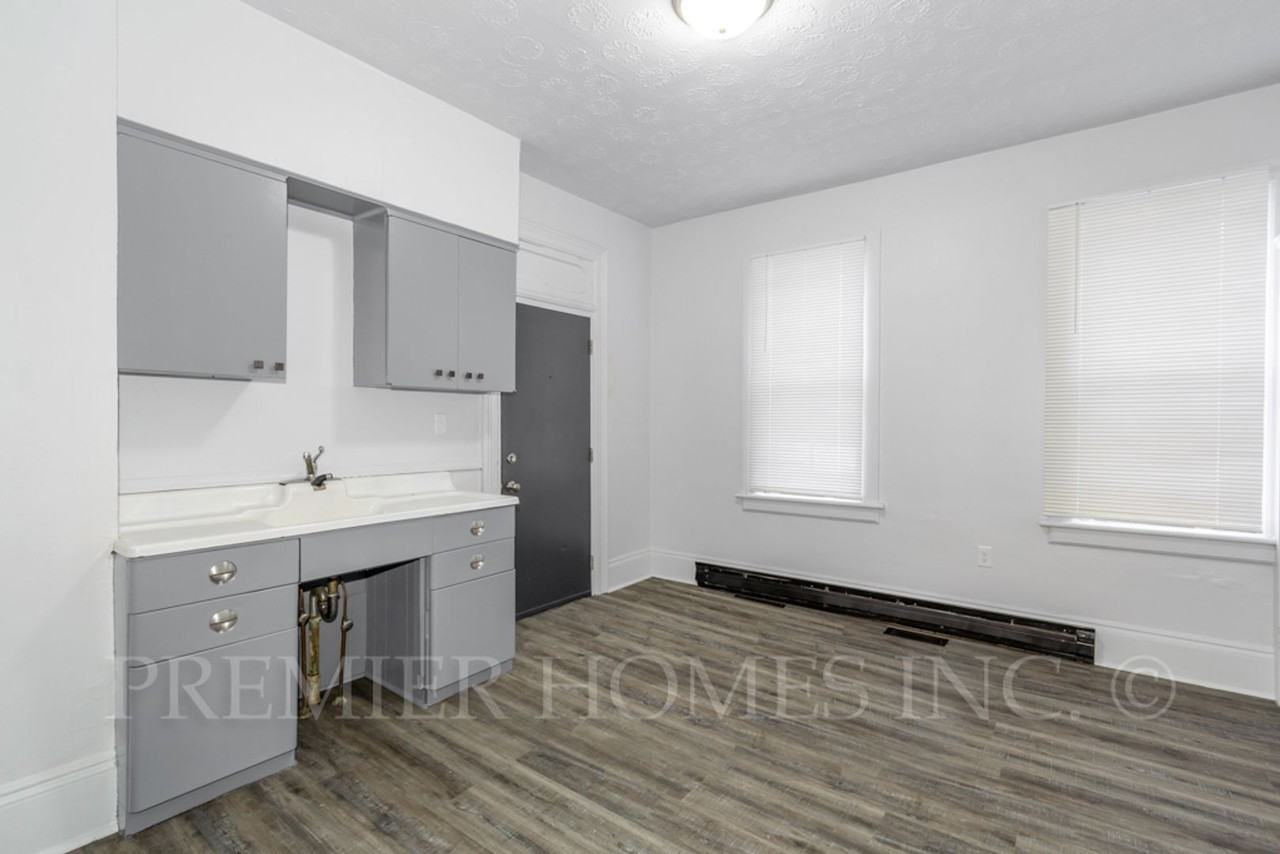 3390 State St Ne - Photo 5 of 14