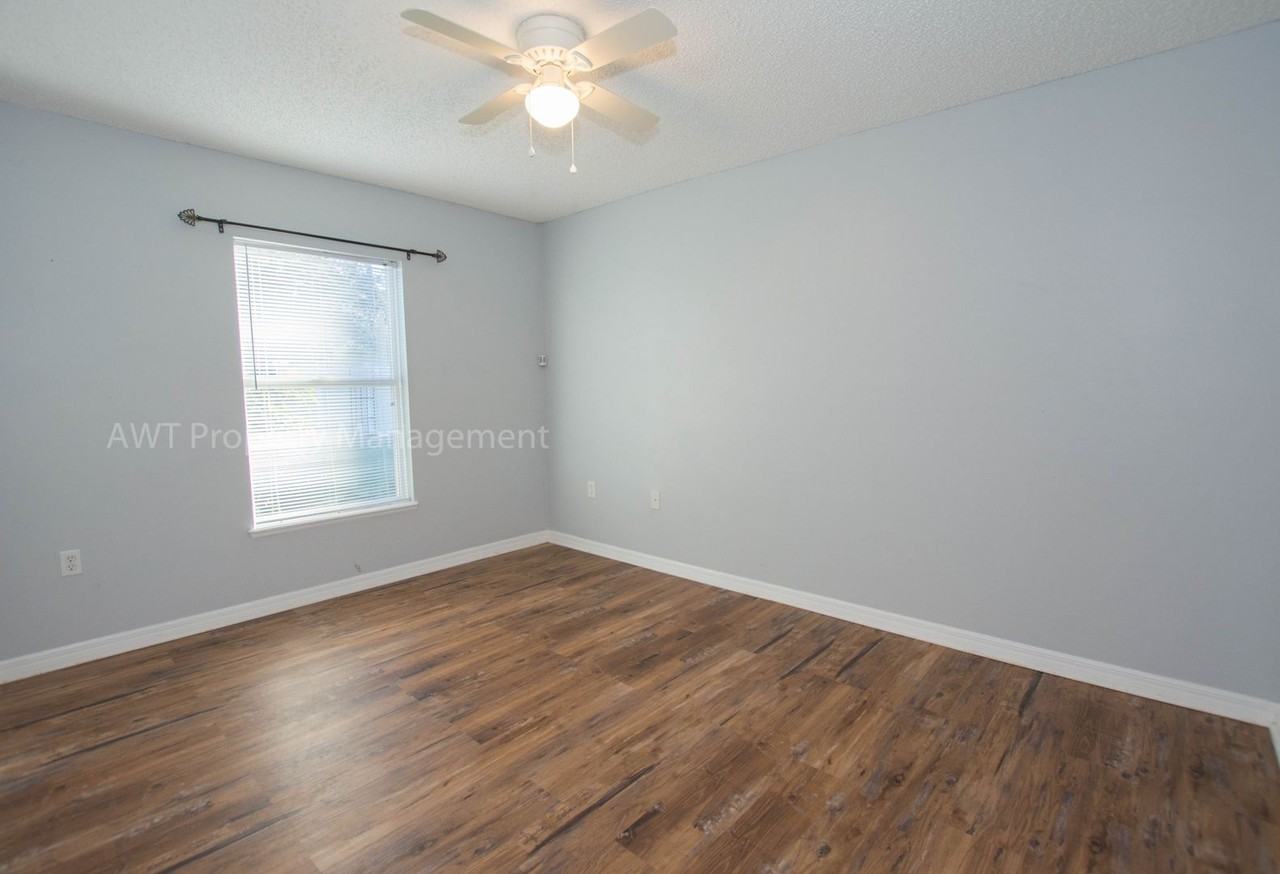 131 Rae Dr - Photo 7 of 23