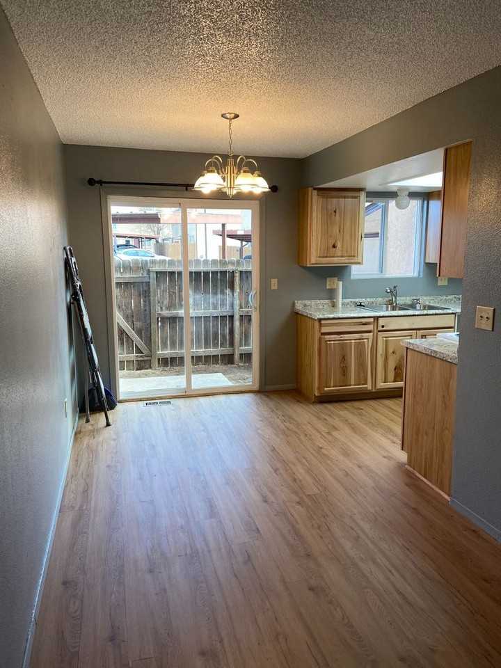 3178 Starlight Cir - Photo 7 of 34