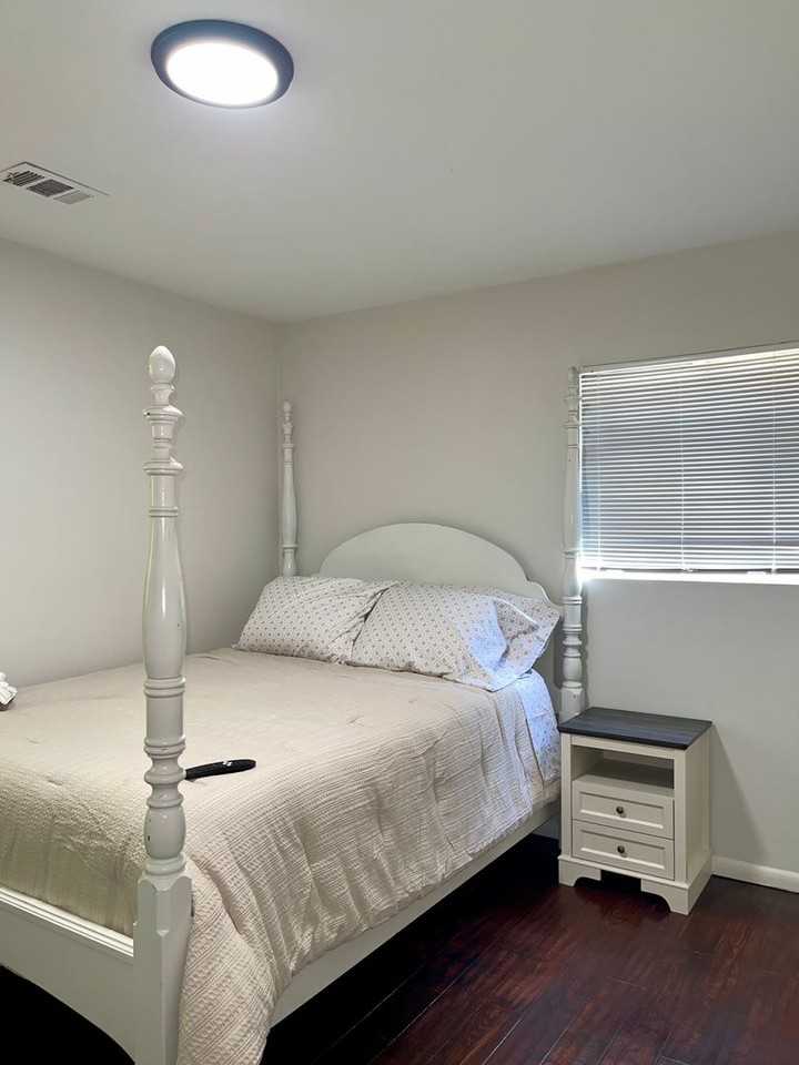 777 Jeb Stuart Dr - Photo 6 of 11