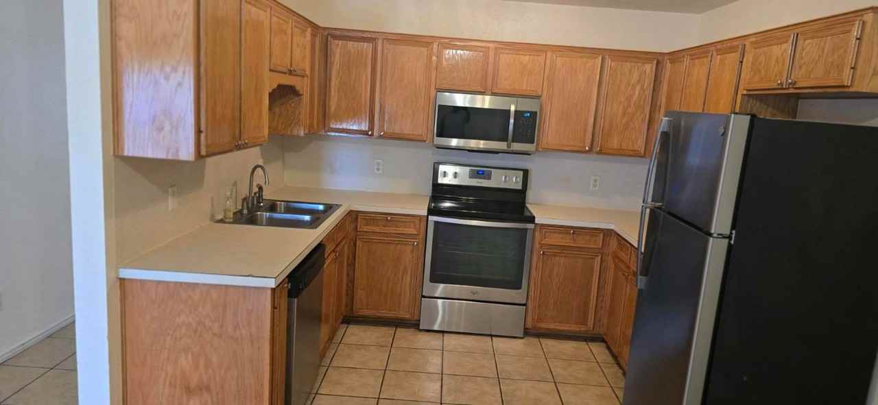 4407 July Dr #B - Photo 7 of 10