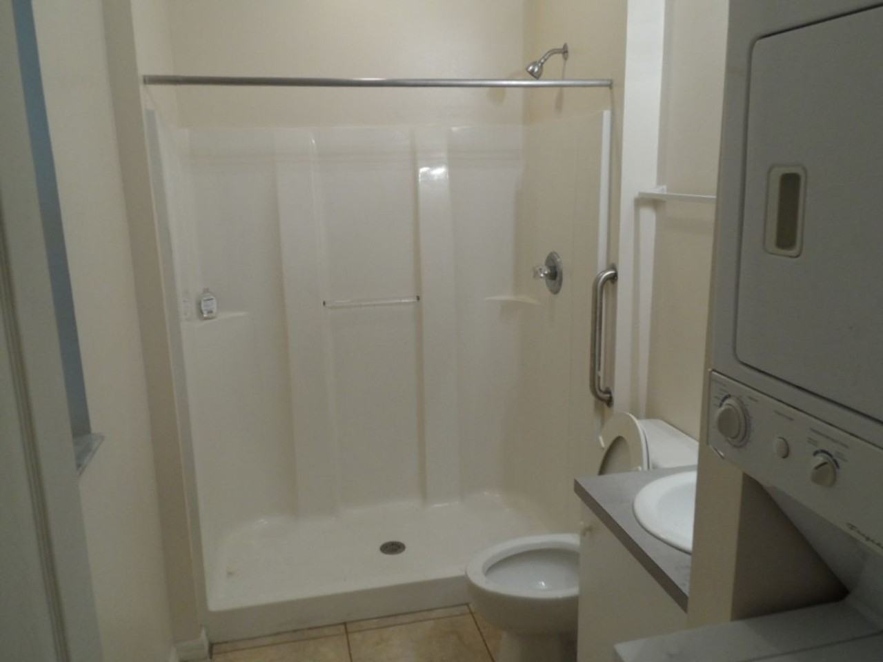 521 Hancock Bridge Pkwy - Photo 3 of 10